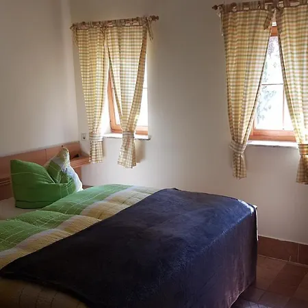 Nippgen Guest house